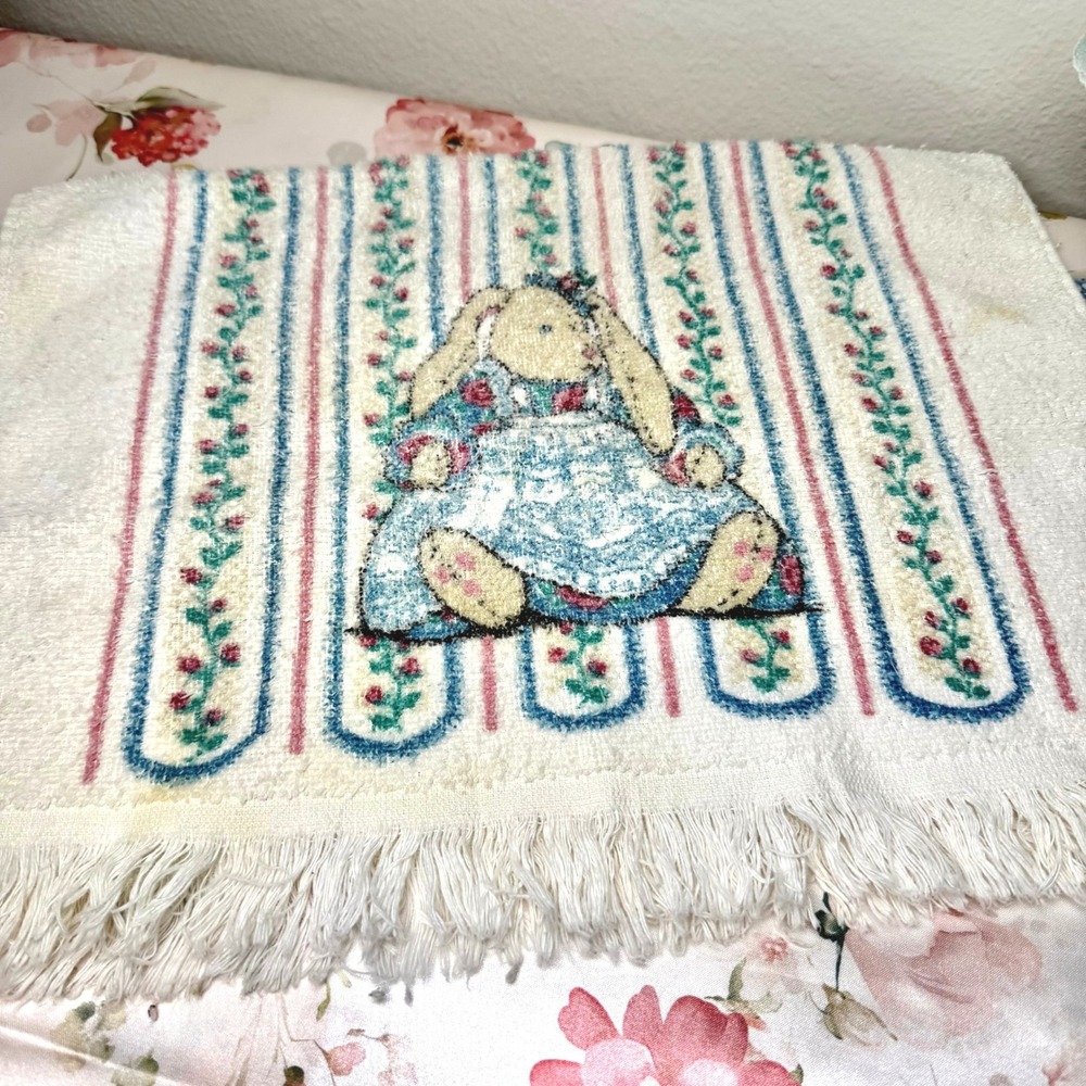 Vintage Bunny Floral‎ Striped Hand Towel Fringed Made in USA RN 13718 Cream